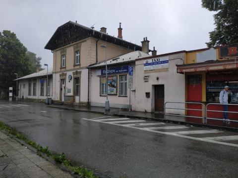 Fotografie Autobusové nádraží Rožnov pod Radhoštěm